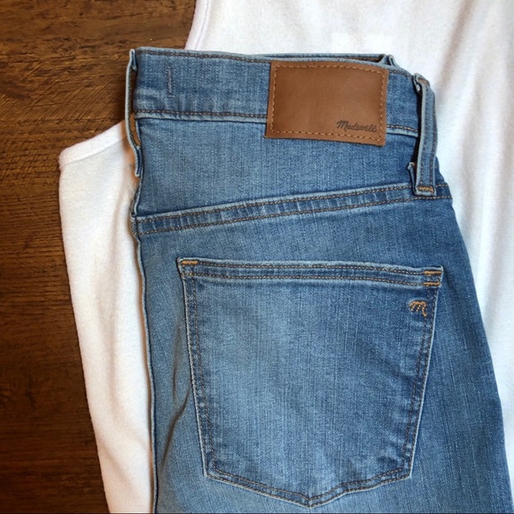 Madewell- 9” High-rise Skinny Jean - Picture 6 of 8